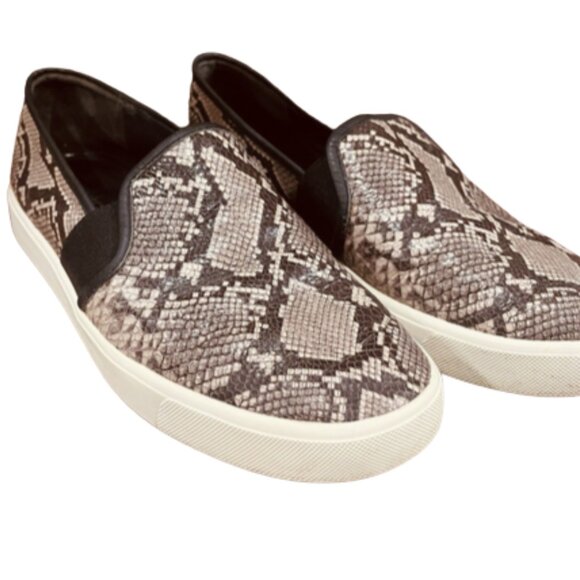 VINCE Womens Garvey Sneakers Shoes Size 7 Snake Embossed‎ Leather Slip On - Picture 1 of 8
